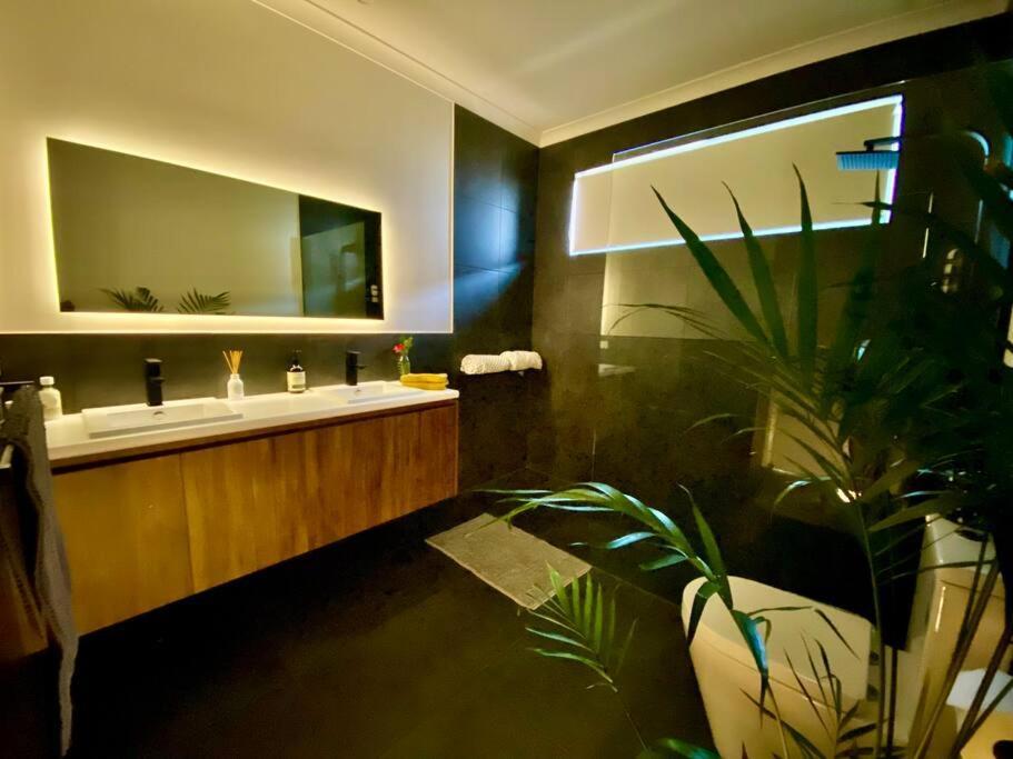 Wamoon Retreat - Luxe House Βίλα Yanakie Εξωτερικό φωτογραφία